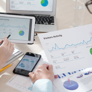 オウンドメディア・ペイドメディア・アーンドメディアの違いや特徴とは？トリプルメディア戦略についても解説